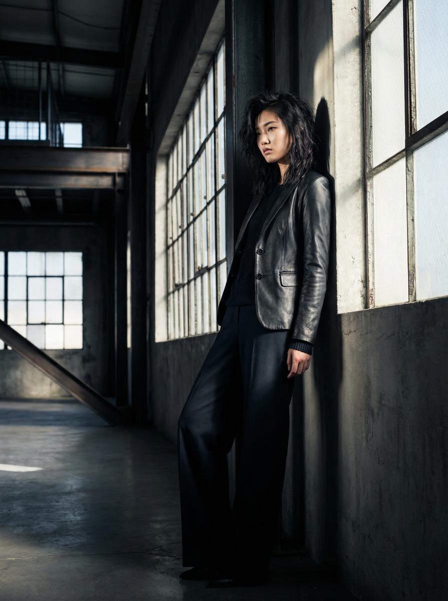 抖音风传媒-工业风格写真传媒